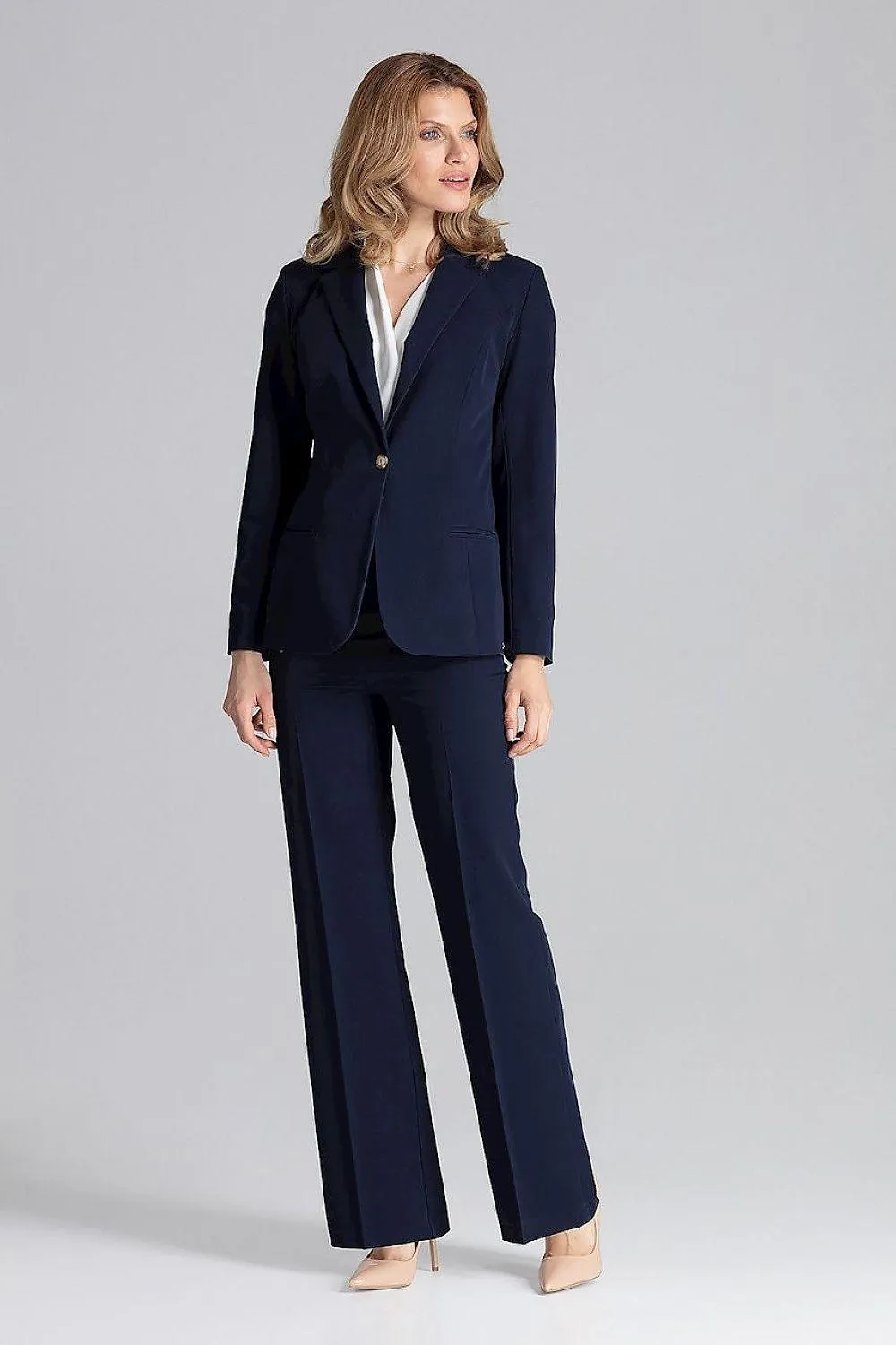 Chic One-Button Blazer with Playful Colorful Lining and Elegant Envelope Neckline