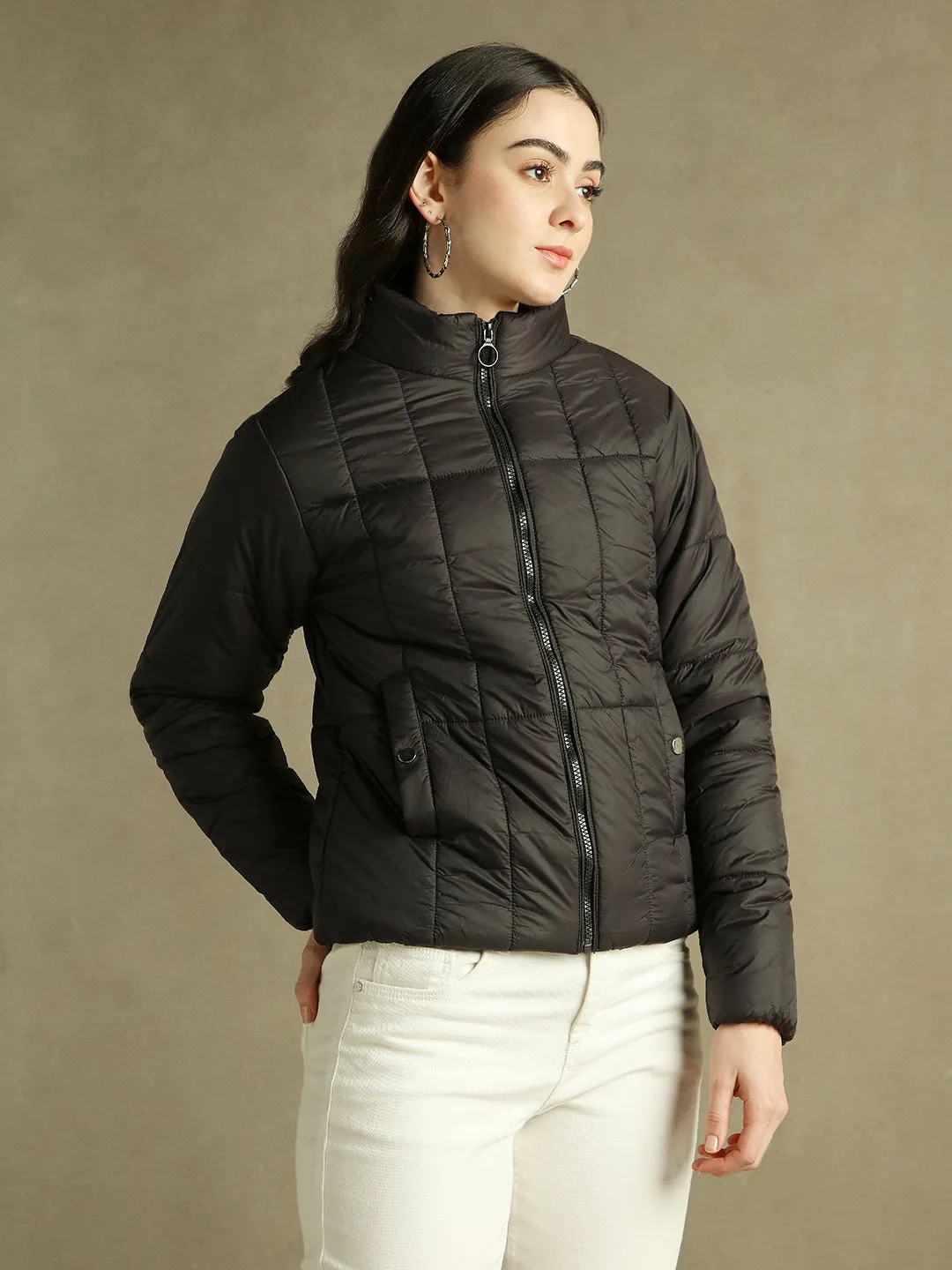 DL Woman Black Solid Stand Collar Full sleeves Puffer Jacket