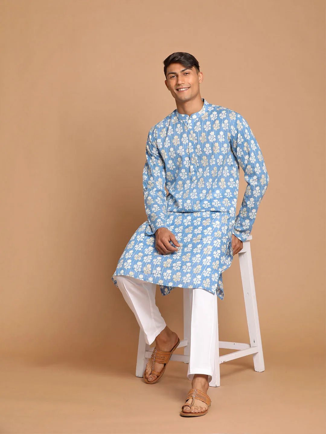 Vastramay Blue Floral Cotton Kurta Set