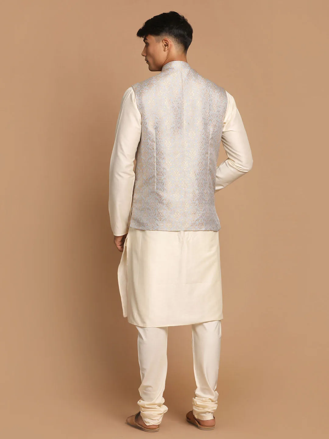 VASTRAMAY Men's Grey Jacket And Cream Kurta Set